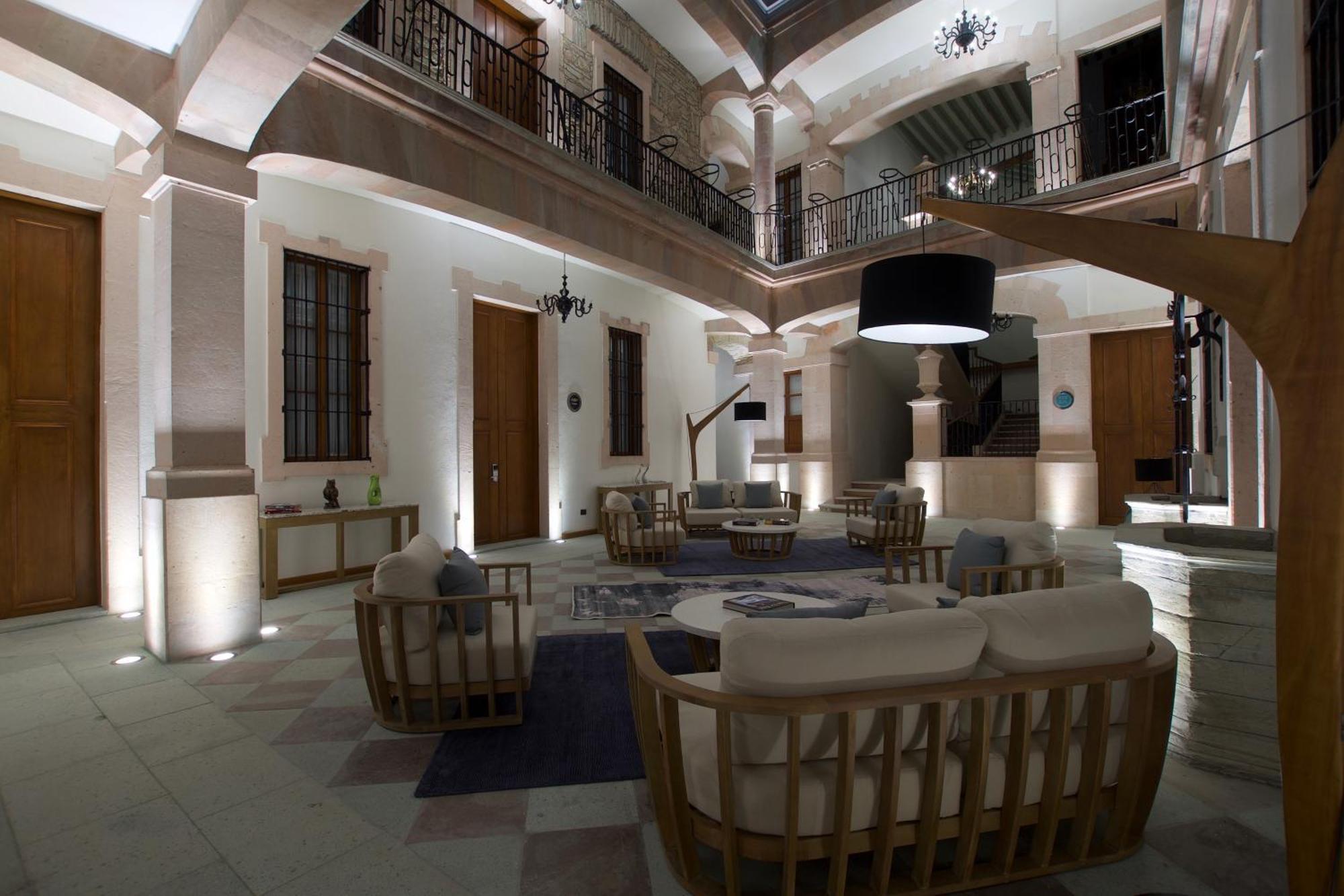 Nueve 25 Boutique Hotel 5*